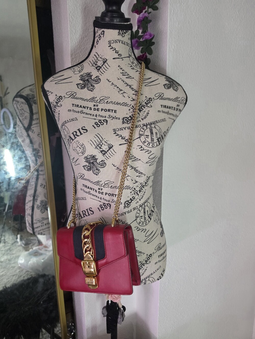 Gucci Sylvie Red/Blue Sherry Cow Leather Gold Chain Mini Crossbody COA(EUC)❤️💙✨
